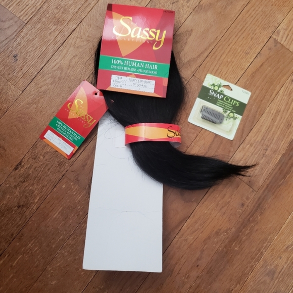 100% black‎ (1) human hair SASSY 10" extensions